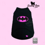 Camisa para perro – batgirl rosa neon- ropa para perro el salvador – Sweety Pets El salvador